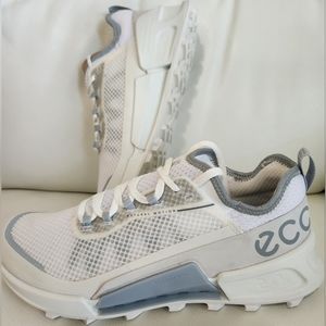 ECCO BIOM 2.1 WOMEN'S LOW TEX X COUNTRY SNEAKERS